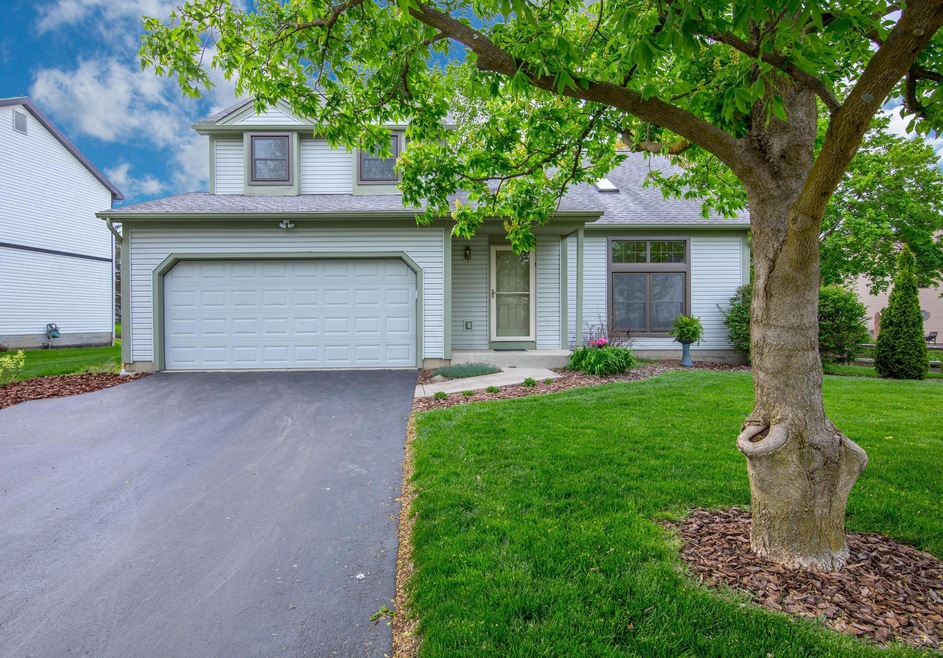 Welcome Home to 3784 Kilmuir Dr.!