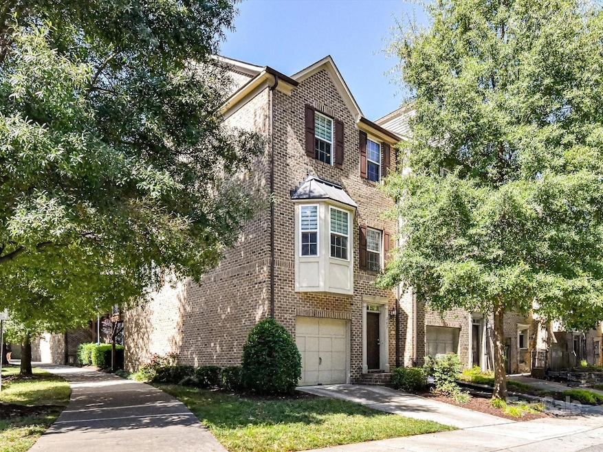 For Sale $699,000 • Co-Listing Agent