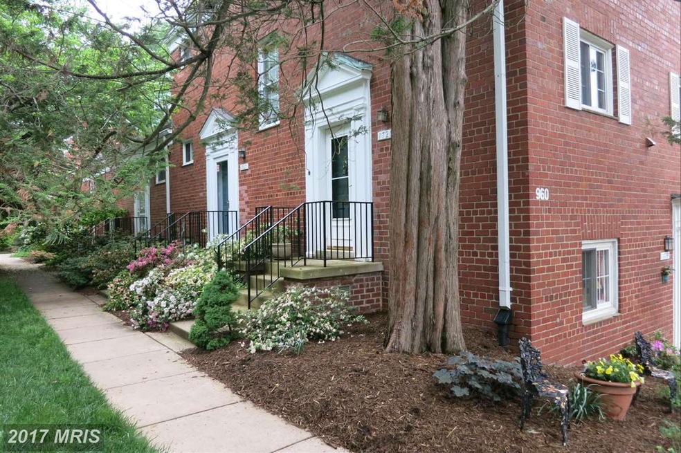 1721 Preston Rd unit 1721, Alexandria, VA 22302 - photo 1