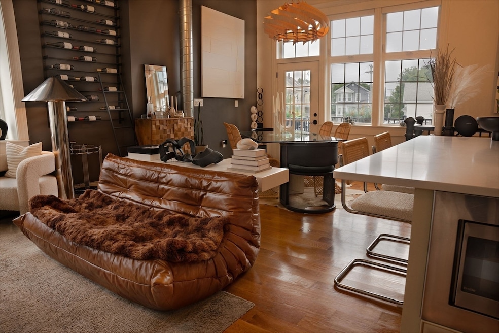 11 S Mason St unit 2, Salem, MA 01970 - photo 1