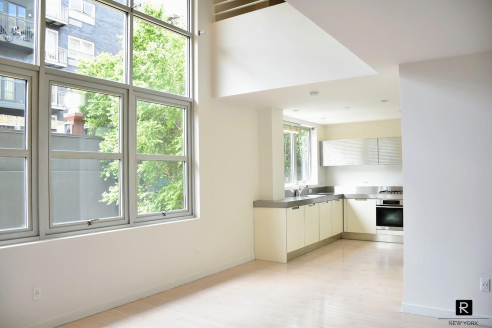 The Mill Building unit 2B/4P, New York City, NY 11249 - photo 1