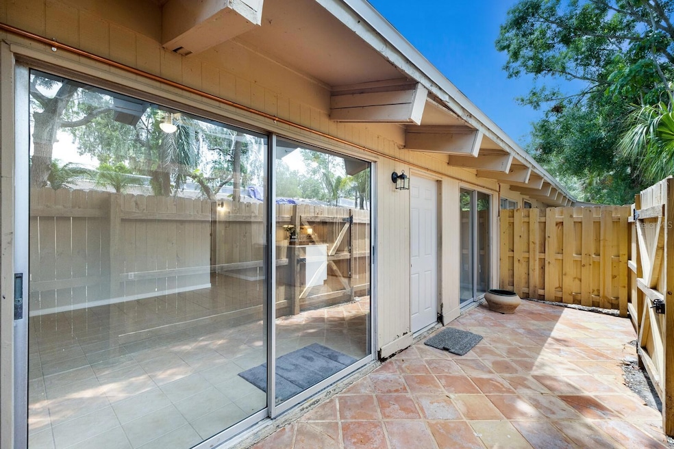 500 N Jefferson Ave unit 1, Sarasota, FL 34237 - photo 1