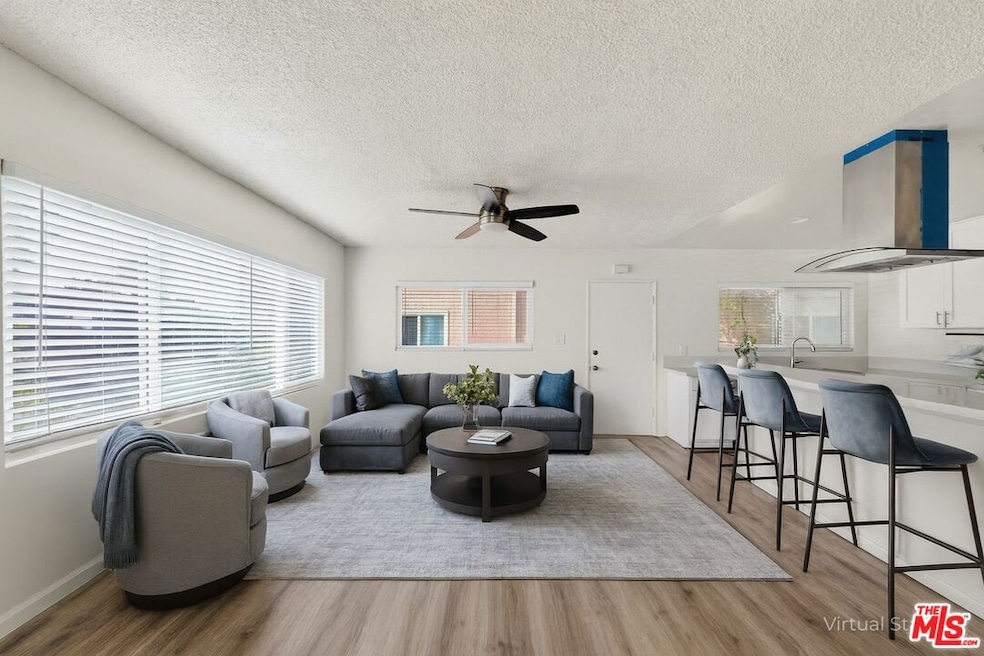 Dining/Living Area (Virtually