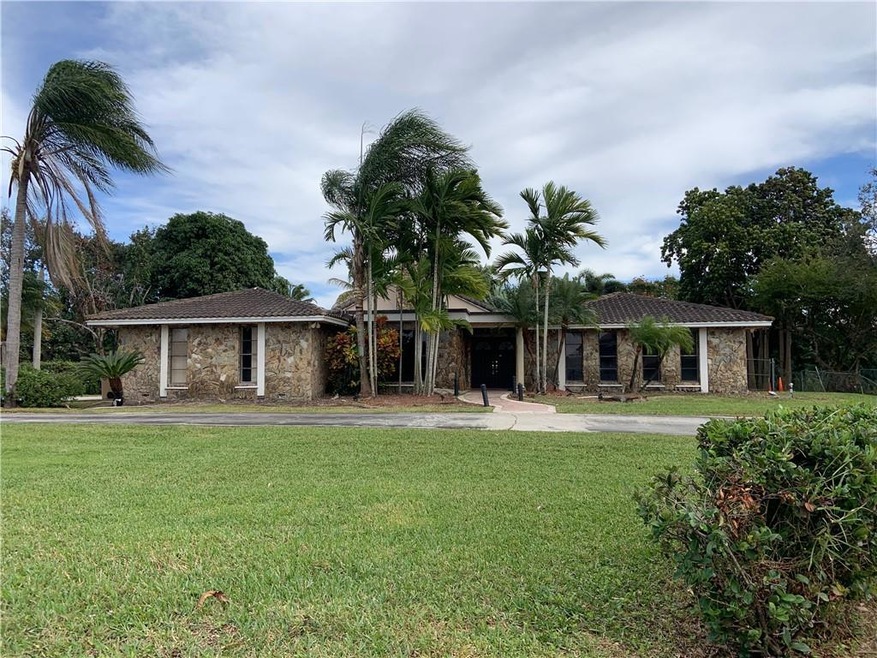 unlisted-address, Davie, FL 33325 - photo 1