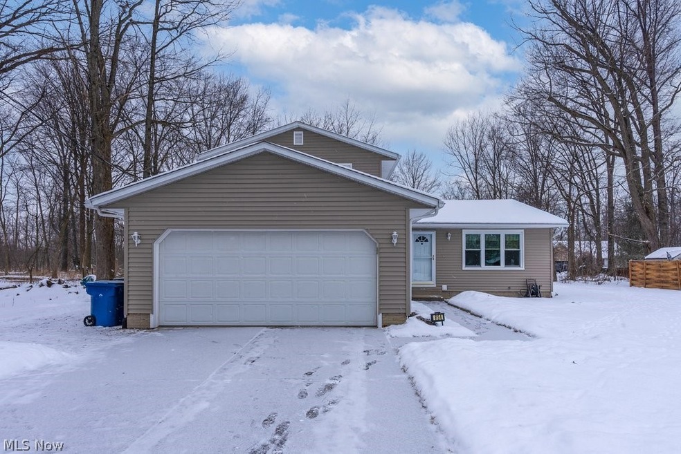 854 Idlewood Ave, Sheffield Lake, OH 44054 - photo 1