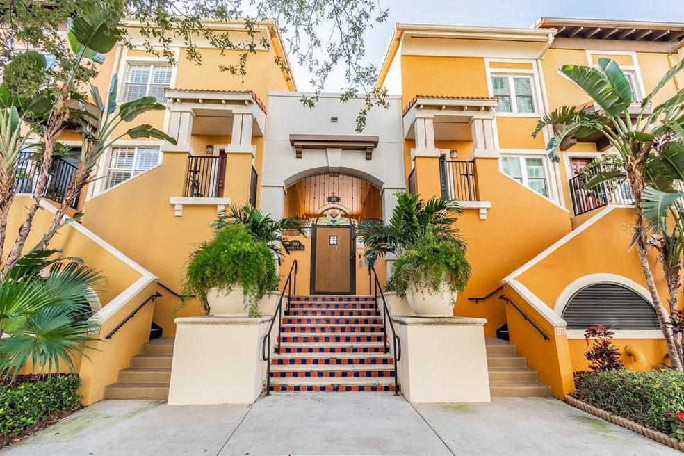 Madison at St. Petersburg unit 318, Saint Petersburg, FL 33701 - photo 1