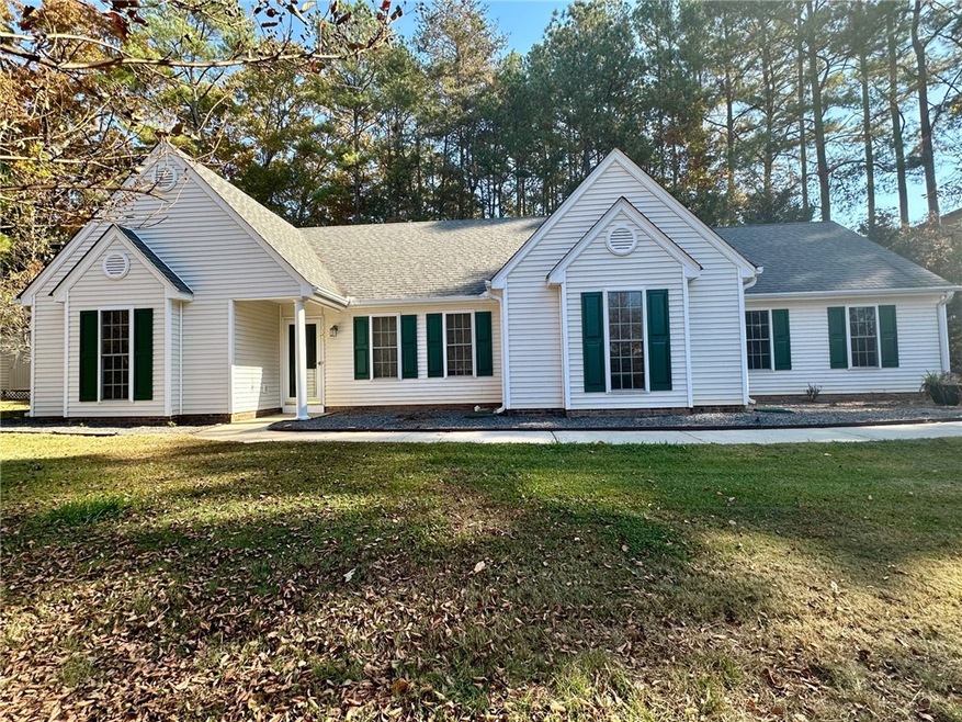 222 Cub Cove Dr, Walhalla, SC 29691 - photo 1