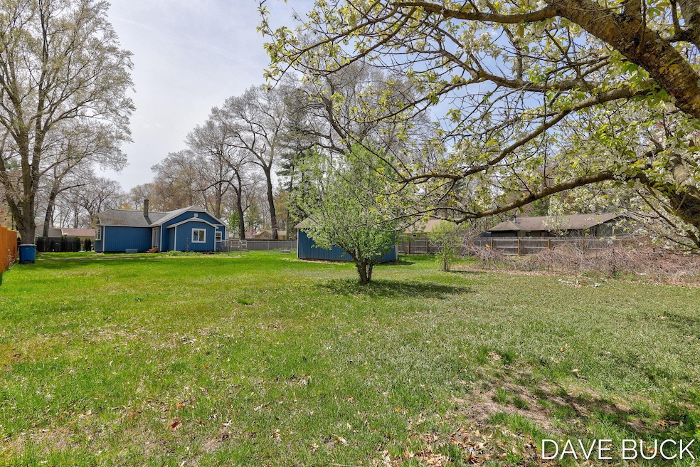 27-web-or-mls-15242-152nd-ave