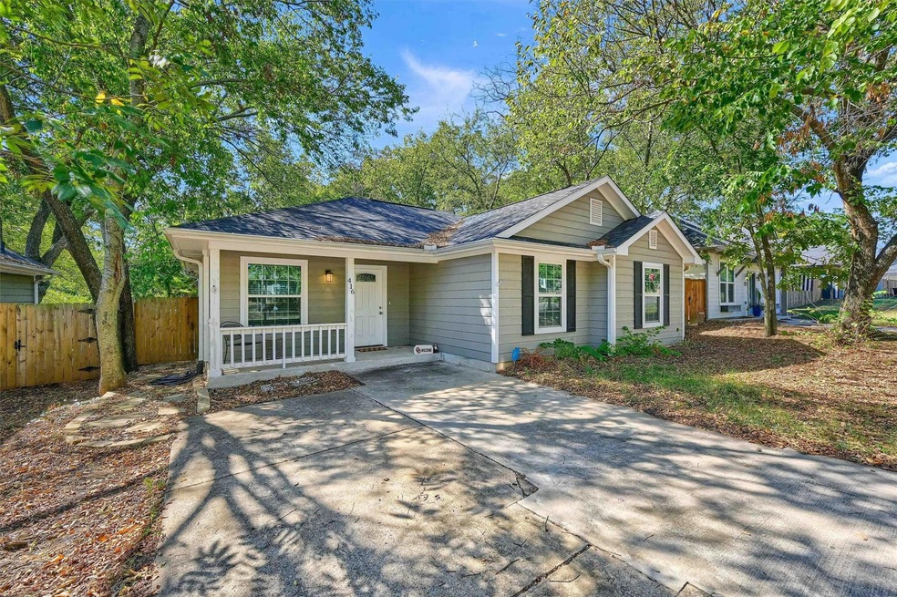 416 W Johnson St, Denison, TX 75020 - photo 1