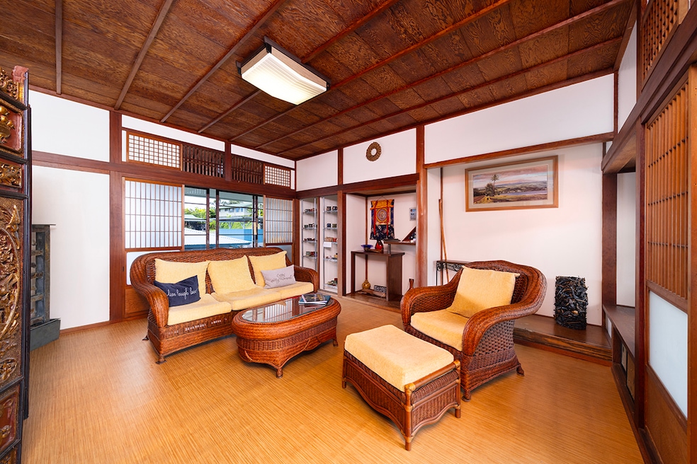 Under Contract $875,000