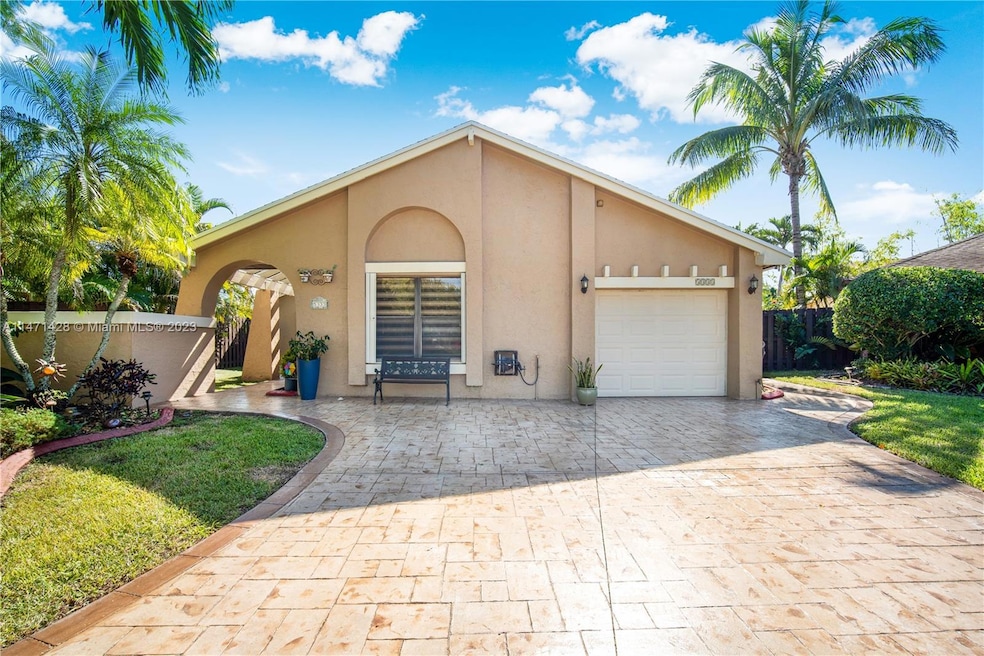 5333 SW 153rd Place S, Miami, FL 33185 - photo 1