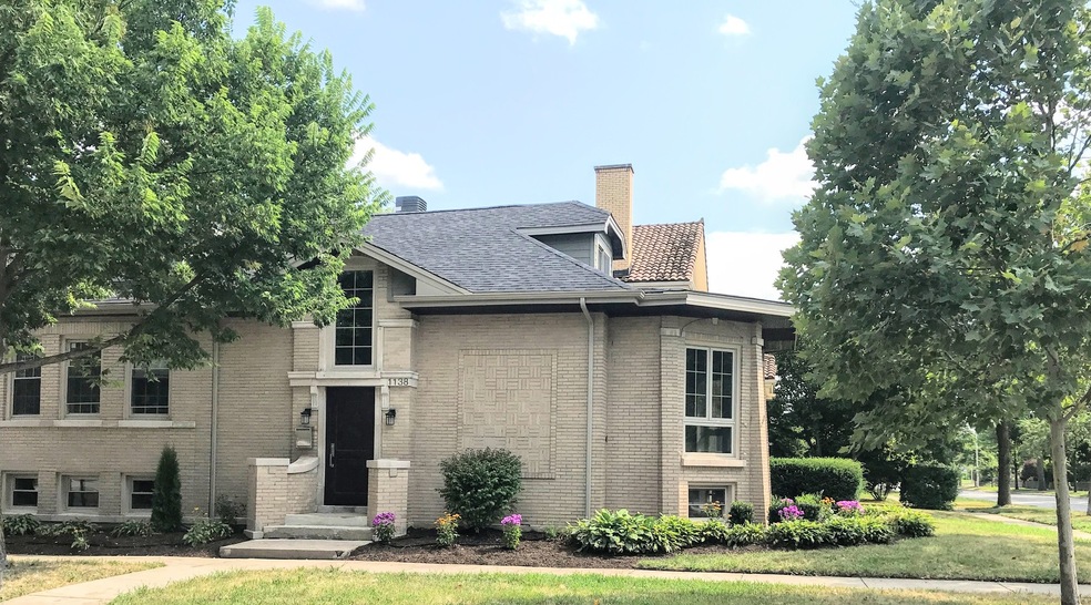 1138 N. Ridgeland, OP, A big, gorgeous rehab!