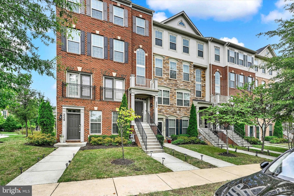 2557 Campus Way N, Glenarden, MD 20706 - photo 1