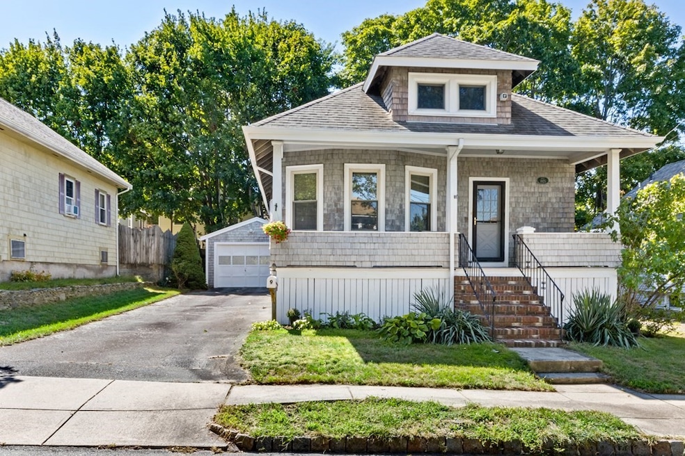 9 Deane St, Fairhaven, MA 02719 - photo 1