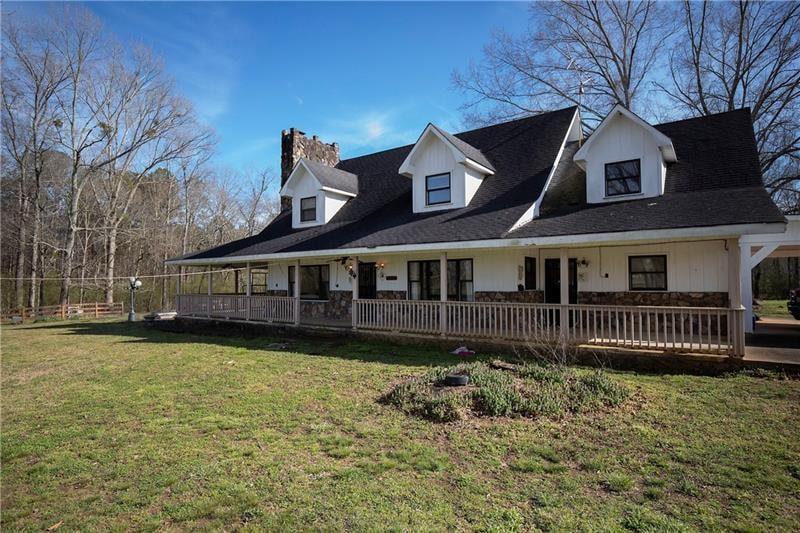 806 Fairview Rd NW, Calhoun, GA 30701 - photo 1