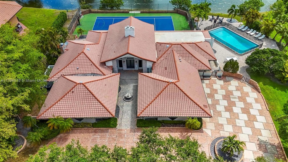 Sold $2,149,000 • Co-Listing Agent