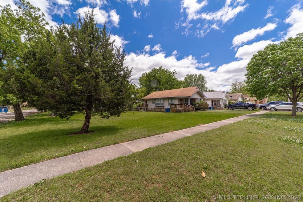 732 S 6th St, McAlester, OK 74501 - photo 1