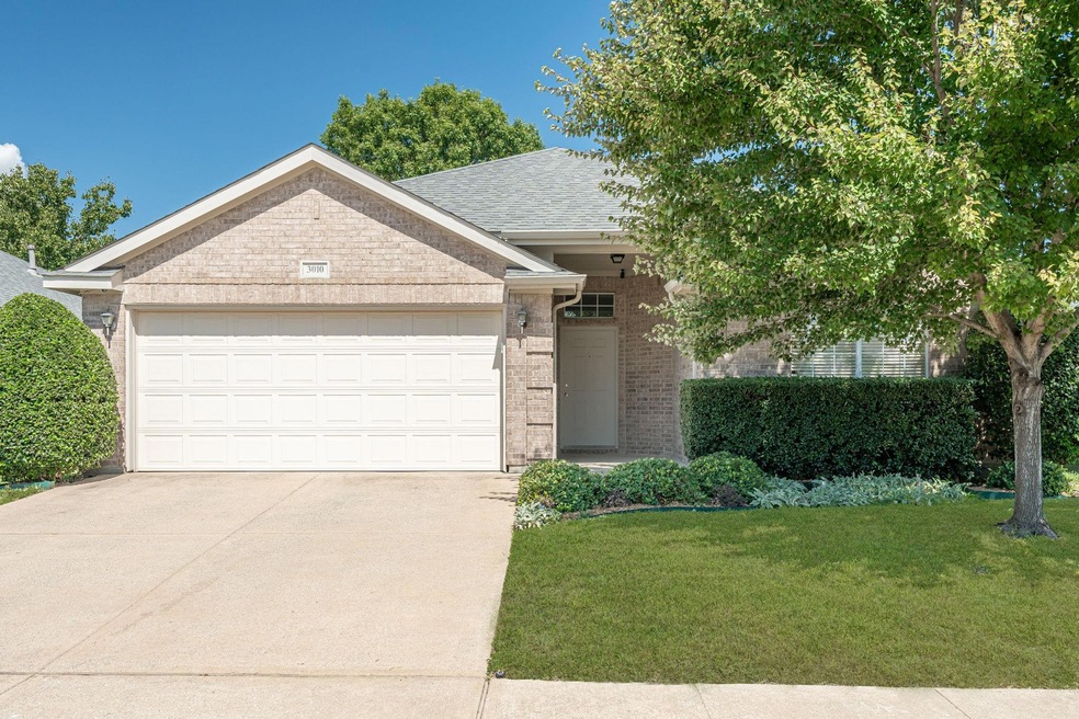 3010 Creekwood Dr, Wylie, TX 75098 - photo 1