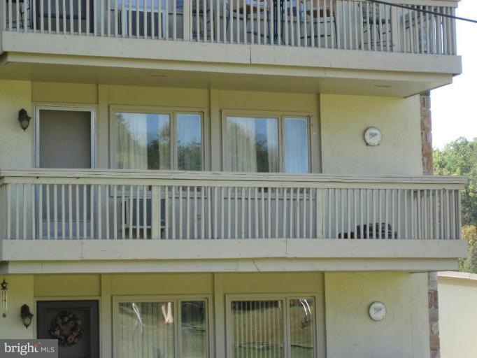 1836 Fairway Dr unit 221, Basye, VA 22810 - photo 1