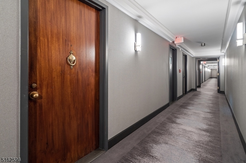 River Ridge unit 18J, Fort Lee, NJ 07024 - photo 1