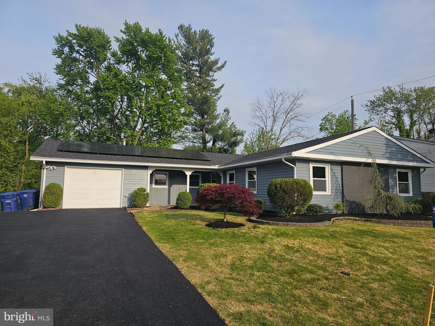 39 Temple Ln, Willingboro, NJ 08046 - photo 1