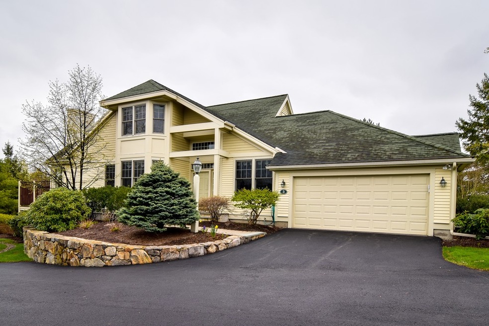 3 Carriage Hill Cir unit 3, Southborough, MA 01772 - photo 1
