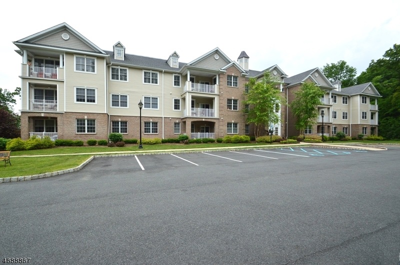 71 Zachary Way, Mount Arlington, NJ 07856 - photo 1