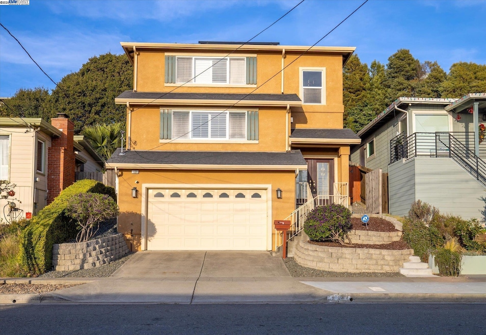 1564 Santa Clara St, Richmond, CA 94804 - photo 1