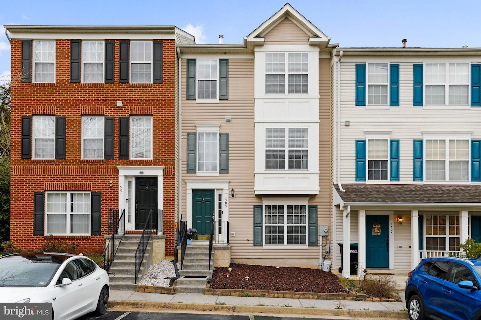 1303 Pendleton Ln, Strasburg, VA 22657 - photo 1