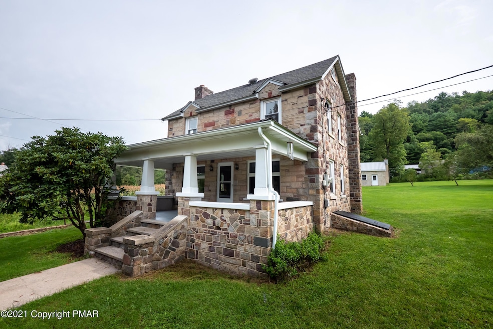 126 Little Mauch Chunk Cir, Kunkletown, PA 18058 - photo 1