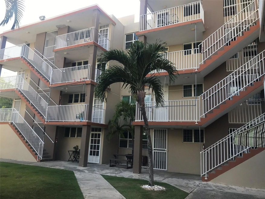 92W Serate unit 144, Carolina, PR 00982 - photo 1