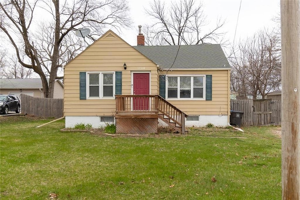 1200 E Aurora Ave, Des Moines, IA 50313 - photo 1
