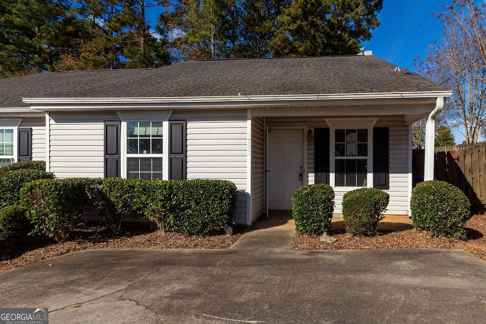 1701 Summerwoods Ln, Griffin, GA 30224 - photo 1