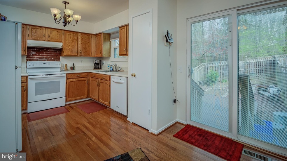 45 Cross Laurel Ct, Germantown, MD 20876 - photo 1