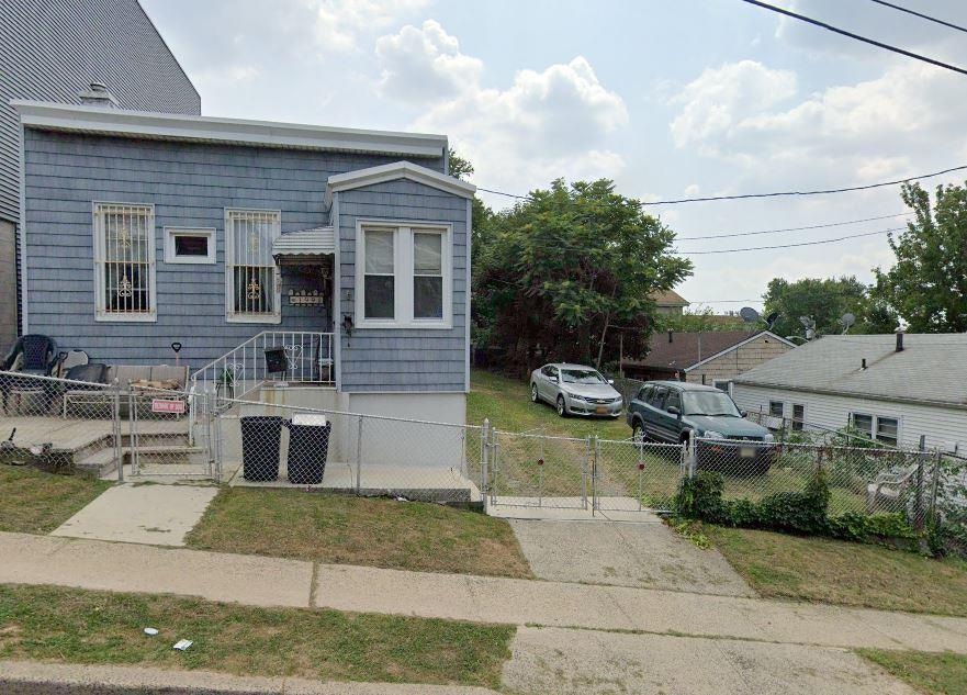 199 Lincoln St, Jersey City, NJ 07307 - photo 1
