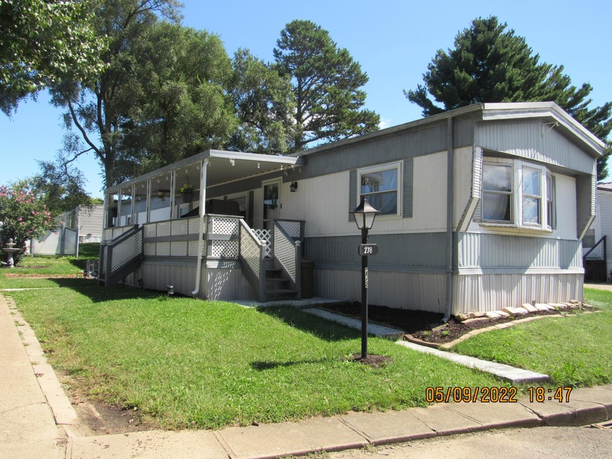 278 Ridgeview Dr, Circleville, OH 43113 - photo 1