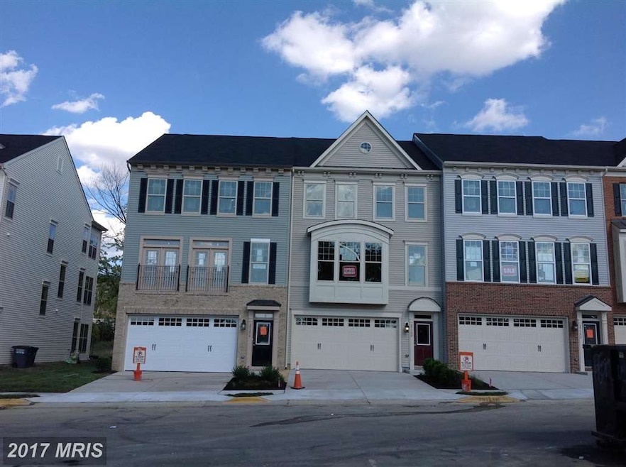 25300 Arrowroot Terrace, Chantilly, VA 20152 - photo 1