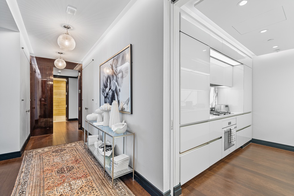 53 W 53rd St unit 20C, New York, NY 10019 - photo 1