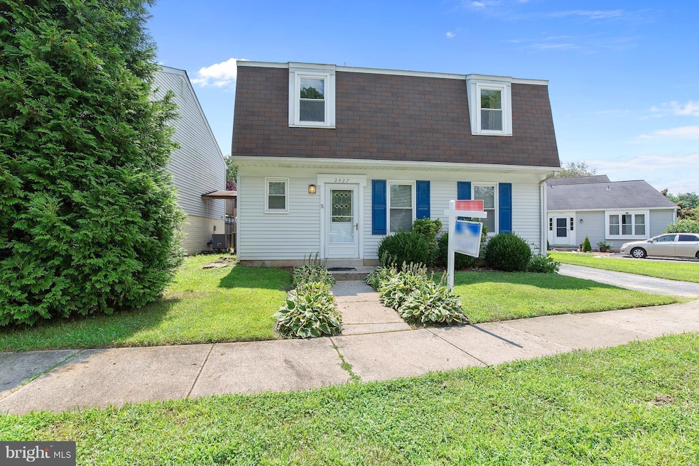 2427 Yarmouth Ln, Crofton, MD 21114 - photo 1