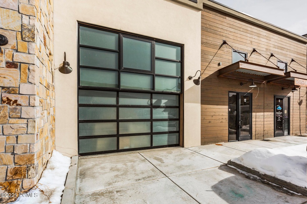 4554 North Forestdale Drive-001-018-4554
