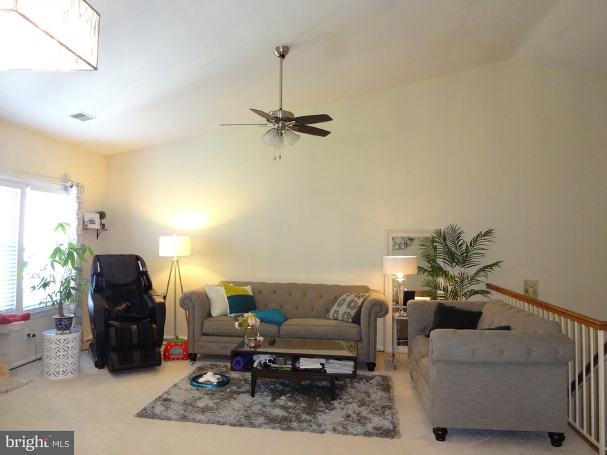 12951C Grays Pointe Rd, Fairfax, VA 22033 - photo 1