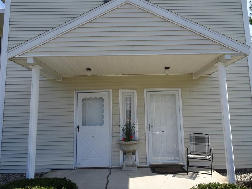 804 Cambridge Manor Dr, Schenectady, NY 12302 - photo 1