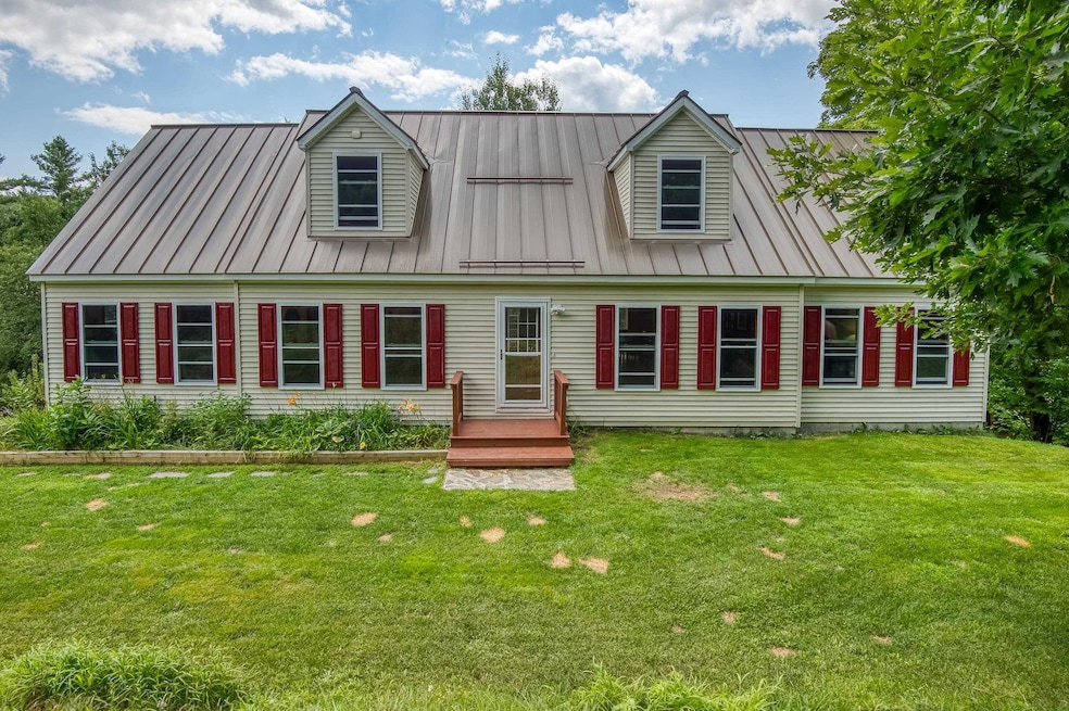 1013 Coppermine Rd, Monroe, NH 03771 - photo 1