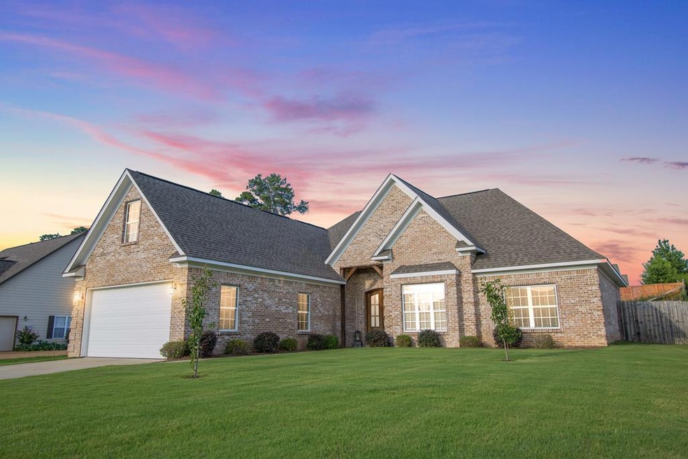 1027 Scarlet Dr, Oxford, MS 38655 - photo 1