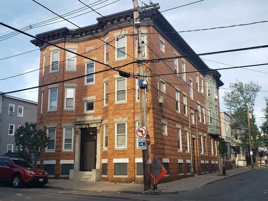 51 Shurtleff St, Chelsea, MA 02150 - photo 1