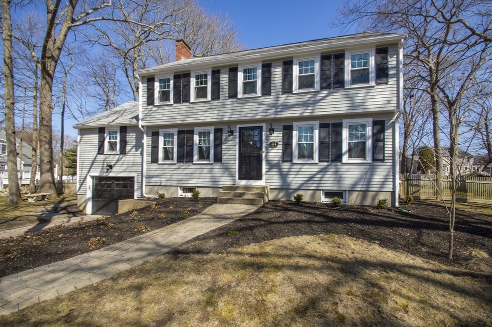 44 Pyramid Ln, Scituate, MA 02066 - photo 1