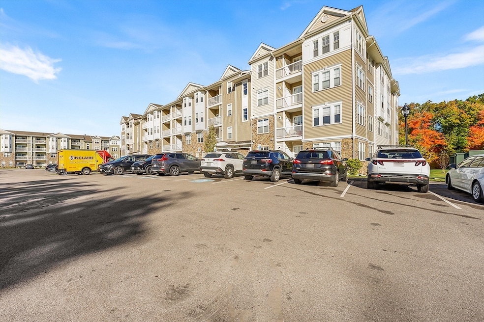 3210 Pennington Dr unit 3210, Walpole, MA 02081 - photo 1