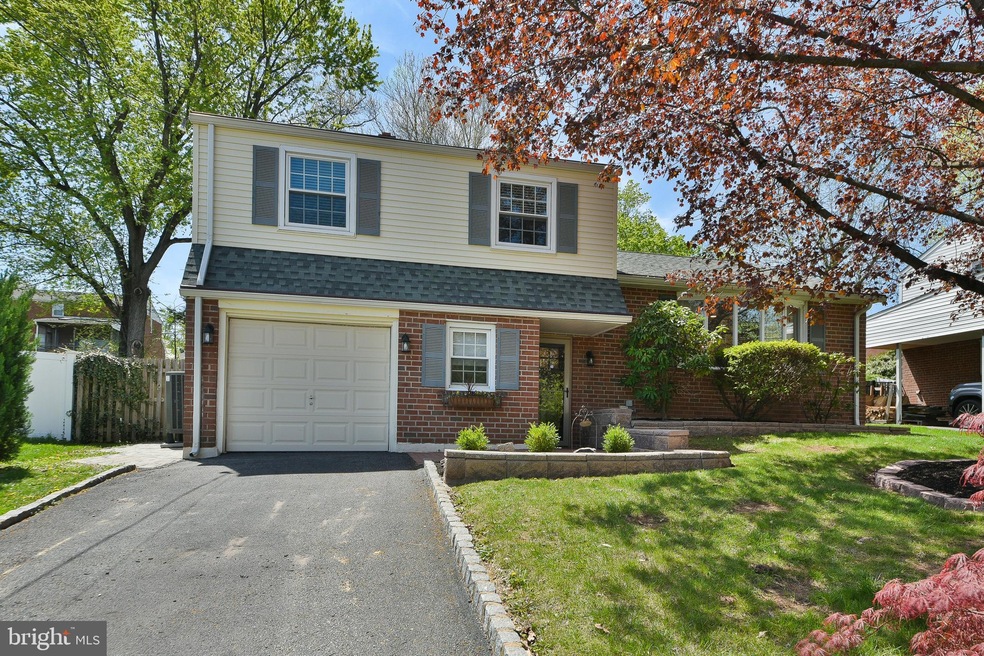213 W Beidler Rd, King of Prussia, PA 19406 - photo 1