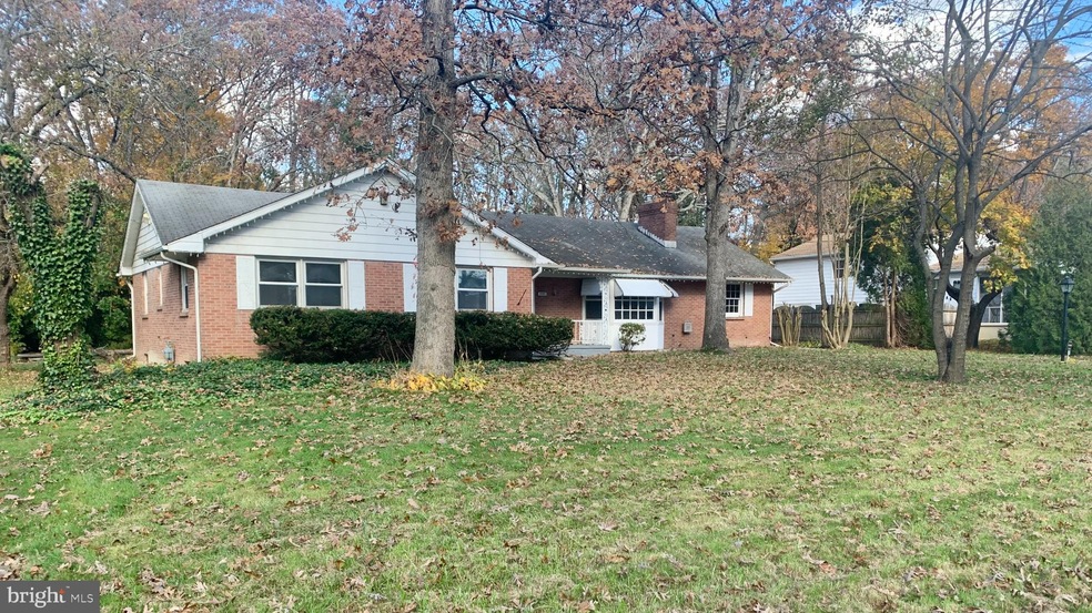 690 Fava Dr, Vineland, NJ 08360 - photo 1