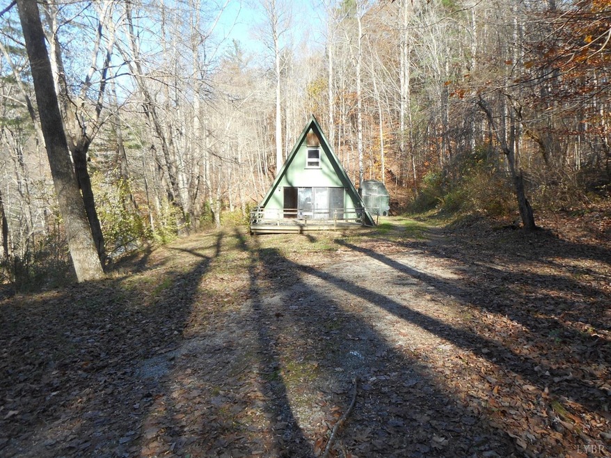 591 Pedlar River Rd, Vesuvius, VA 24483 - photo 1